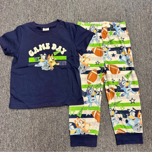 Kids Game Day Pajama Set - Blue and Green Medium Bluey 3T - Picture 1 of 3